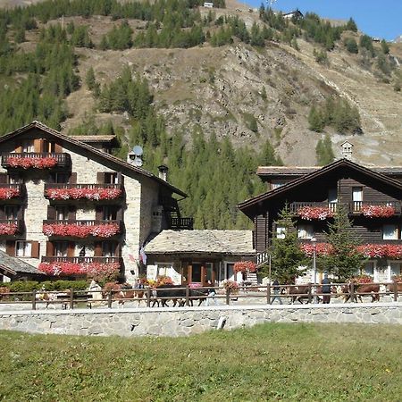 Petit Hotel Cogne Eksteriør billede