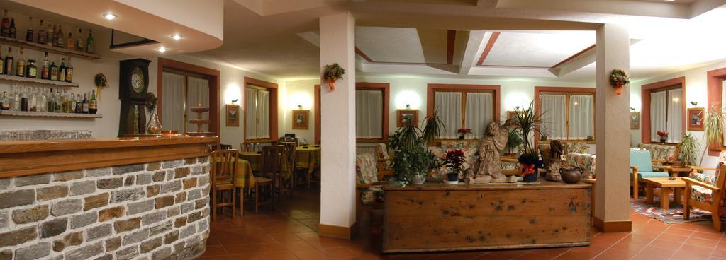 Petit Hotel Cogne Eksteriør billede