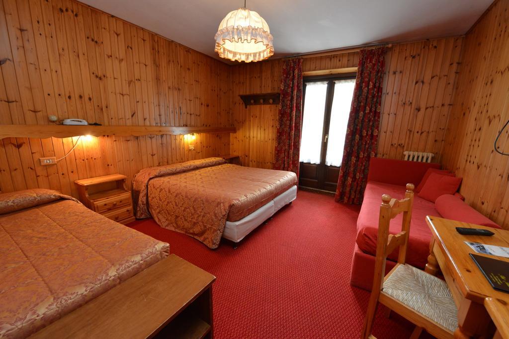 Petit Hotel Cogne Eksteriør billede